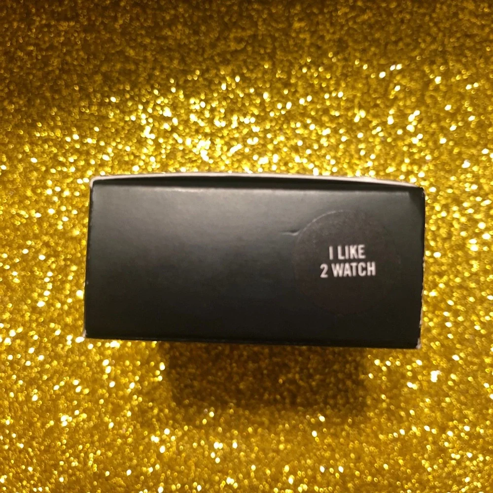 BNIB! MAC Dazzleshadow in I Like 2 Watch